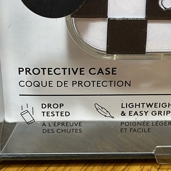 NWT COACH iPHONE CHECKER CELL PHONE CASE 12/12 PRO - Picture 5 of 15